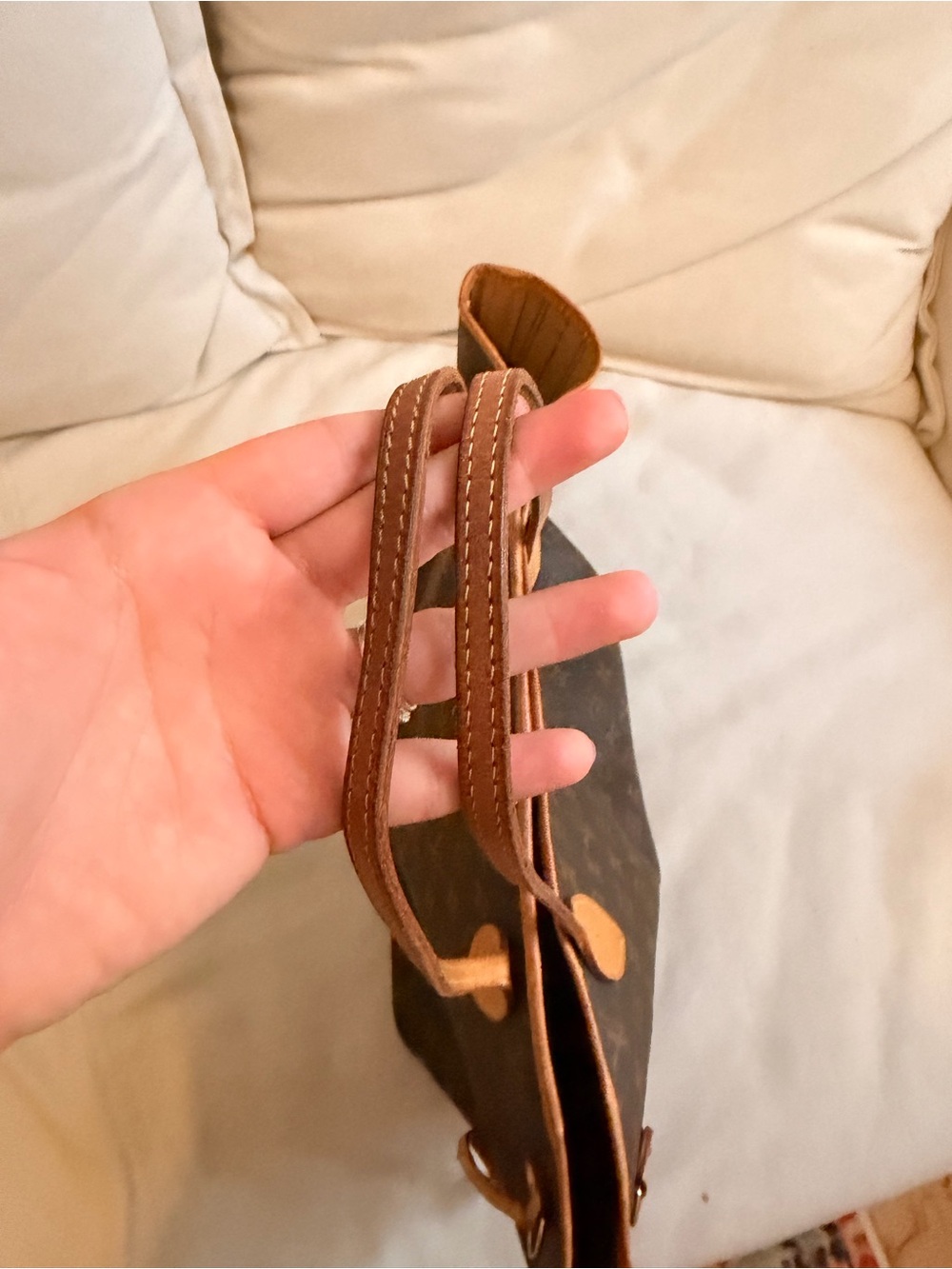 Louis Vuitton Brown Monogram Canvas Tote with Tan Vachetta Trim - Picture 4 of 6